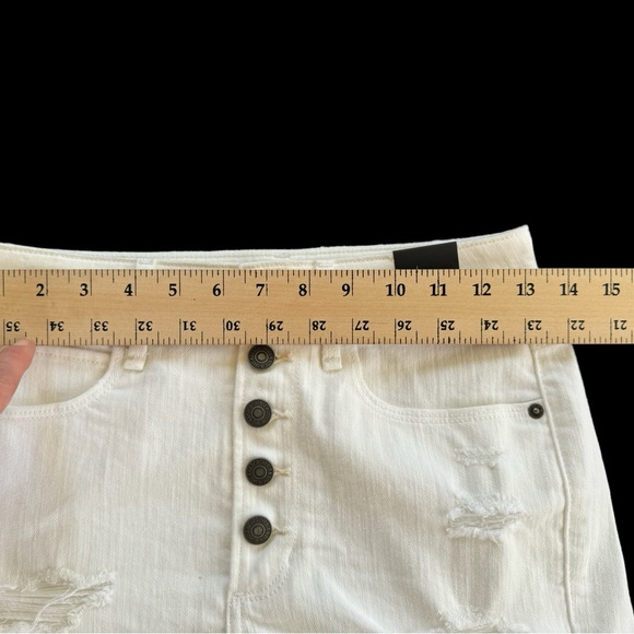 NWT Abercrombie and Fitch shorts - Picture 5 of 8